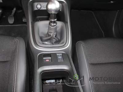 Jeep Avenger 1.2 TURBO 100CV SUMMIT Nero usata Napoli