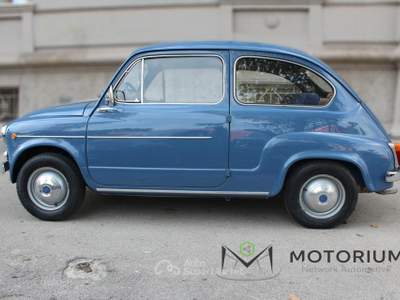Fiat 600D 
             Blu/Azzurro usata Napoli