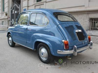 Fiat 600D 
             Blu/Azzurro usata Napoli