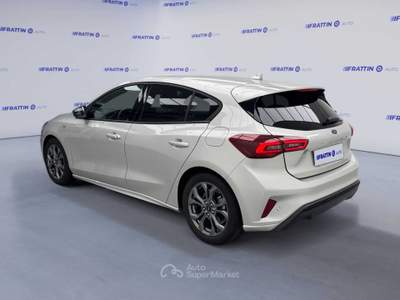 Ford Focus Focus 1.0 Ecoboost Hybrid 125 Cv 5p. St-Line Argento usata Cassola