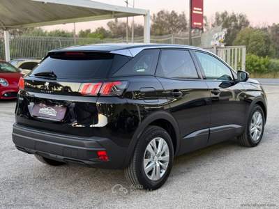 Peugeot 3008 3008 BlueHDi 130 S&S EAT8 Active Pack Nero usata San Michele Salentino