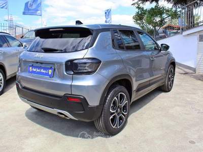 Jeep Avenger 1.2 Turbo 100 CV Summit Grigio usata Padula