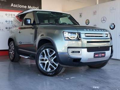 Land Rover Defender 90 3.0D I6 300 CV X-Dynamic HSE Verde usata CASTEL VOLTURNO