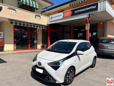 Toyota Aygo  5p 1.0 x-fun m-mt 72cv Bianco usata Campolongo Maggiore