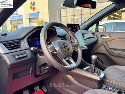 Renault Captur TCe 90 CV Techno Grigio usata Sant'Anastasia