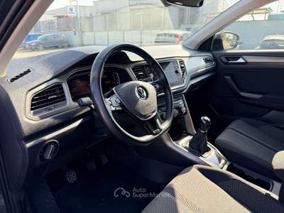 Volkswagen T-Roc  1.0 tsi Style 110cv Grigio usata Sant'Anastasia