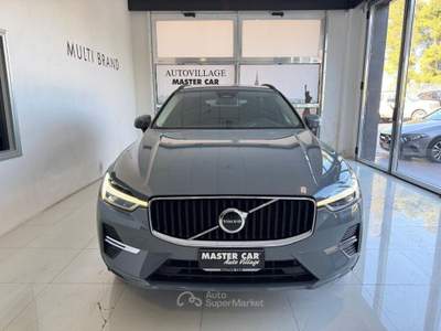 Volvo XC60 B4 (d) automatico Core Blu/Azzurro usata Ripalimosani