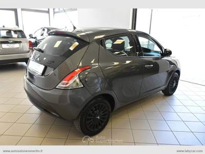 Lancia Ypsilon Ypsilon 1.2 69 CV 5p. Elefantino Grigio usata San Michele Salentino