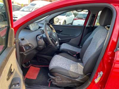Lancia Ypsilon 1.2 69 CV 5 porte GPL Ecochic Silver Rosso usata Sinalunga