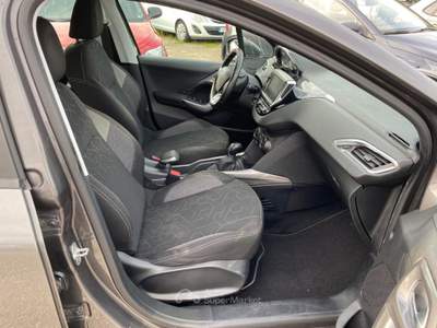 Peugeot 2008 1° serie BlueHDi 75 Active Grigio usata Sinalunga