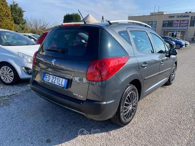 Peugeot 207 1.6 8V HDi 93CV SW X Line Grigio usata Sinalunga