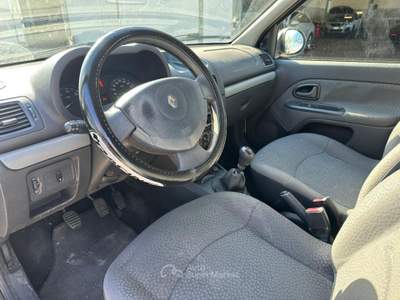 Renault Clio 1.2 16V 5 porte Confort Bianco usata Oderzo