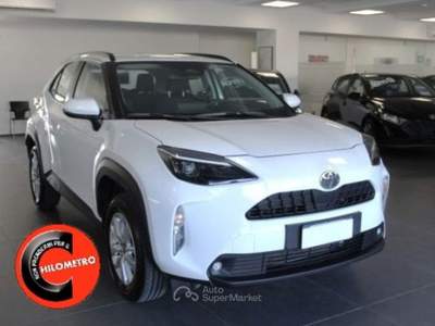 Toyota Yaris Cross 1.5 Hybrid 116 CV e-CVT HEV Active Bianco usata Alcamo