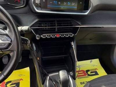 Peugeot 208 1.2 puretech Active s&s 75cv my20 usata Agliana