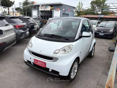 Smart ForTwo 0.8 cdi Passion 45cv Bianco usata Ercolano