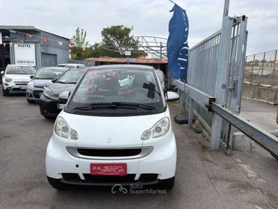 Smart ForTwo 0.8 cdi Passion 45cv Bianco usata Ercolano
