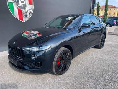Maserati Levante 3.0 V6 Gransport 250cv auto PANORAMICO SOFT CLSOE Nero usata Vedelago