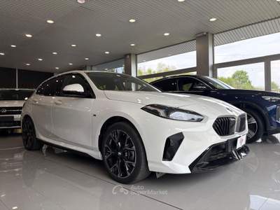 BMW Serie 1 120d 120d 48V MSport Design auto Bianco usata Romano Canavese
