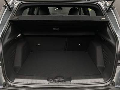 Jeep Avenger 1.2 t. e-hybrid mhev Upland 4xe 145cv EDCT6 Grigio usata Bianzone