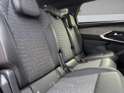 Peugeot 5008 1.2 hybrid Allure 145cv 7 posti Automatica usata Latina