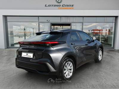 Toyota C-HR 1.8 hybrid Active fwd AUTOMATICA con CarPlay Grigio usata Latina