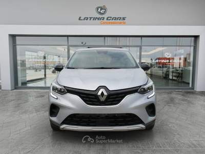 Renault Captur 1.0 tce Business 90cv con Navi e CarPlay Grigio usata Latina