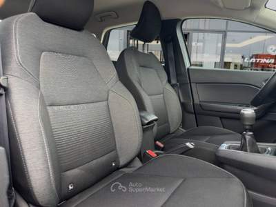 Renault Captur 1.0 tce Business 90cv con Navi e CarPlay Grigio usata Latina