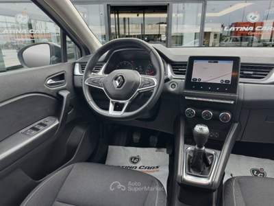 Renault Captur 1.0 tce Business 90cv con Navi e CarPlay Grigio usata Latina