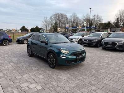 Fiat 600 Hybrid DCT MHEV La Prima ANCHE NEOPATENTATI Verde usata Russi