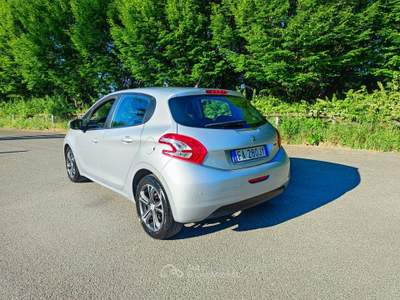 Peugeot 208 1.4 GPL Argento usata TORINO