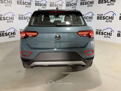Volkswagen T-Roc 2.0 TDI 150CV DSG Life ITA Blu/Azzurro usata Lonato del Garda
