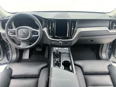 Volvo XC60 B4 (d) 197CV AWD AUT PLUS DARK Grigio usata Bassano del Grappa