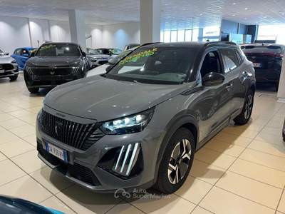 Peugeot 2008 2008 1.2 hybrid GT 145cv e-dcs6 Grigio usata Milano