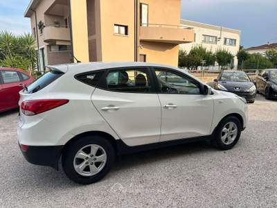 Hyundai ix35 ix35 1.6 Classic 2wd Bianco usata Fano
