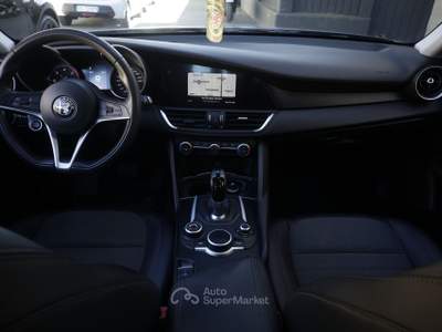 Alfa Romeo Giulia Alfa Romeo Giulia 2.2 Turbo AT8 150CV Business PROMOZIONE Unicoproprietario Nero usata Torino