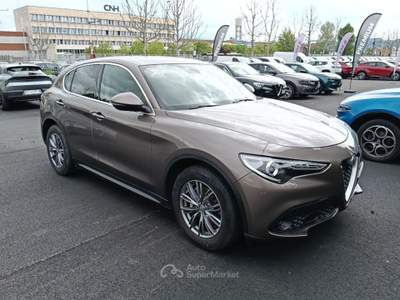 Alfa Romeo Stelvio 2.2 Turbo Diesel 180CV AT8 RWD Super Marrone usata TORINO