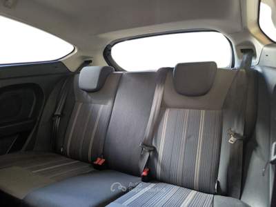 Ford Fiesta 1.2 BENZINA 82 HP 3 PORTE NEOPATENTATI Bianco usata Udine