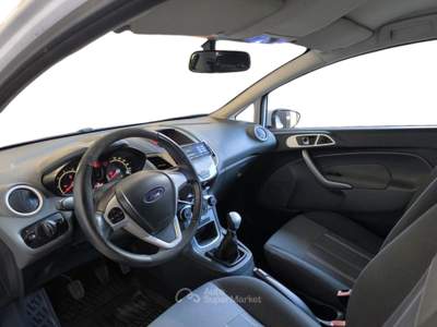Ford Fiesta 1.2 BENZINA 82 HP 3 PORTE NEOPATENTATI Bianco usata Udine