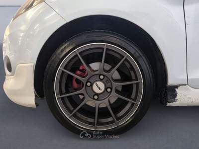 Ford Fiesta 1.2 BENZINA 82 HP 3 PORTE NEOPATENTATI Bianco usata Udine