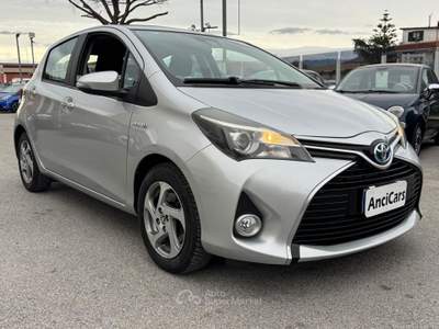 Toyota Yaris 1.5 Hybrid Active Argento usata San Giuseppe Vesuviano