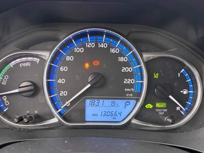 Toyota Yaris 1.5 Hybrid Active Argento usata San Giuseppe Vesuviano