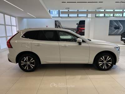 Volvo XC60 D4 Business Plus AUT. Bianco usata Forlì