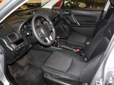 Subaru Forester 2.0i 6MT Style Bi-Fuel Argento usata Cuneo