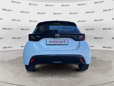 Toyota Yaris Yaris 1.0 Active Bianco usata Comacchio