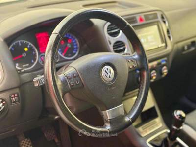 Volkswagen Tiguan 2.0 16V TDI DPF Trend & Fun (18°) Grigio usata Inzago