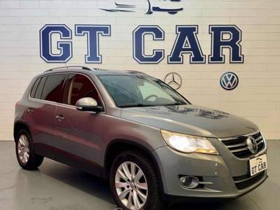 Volkswagen Tiguan 2.0 16V TDI DPF Trend & Fun (18°) Grigio usata Inzago