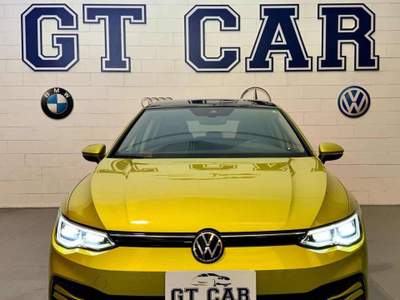 Volkswagen Golf 1.5 eTSI 150 CV EVO ACT DSG Style Giallo usata Inzago