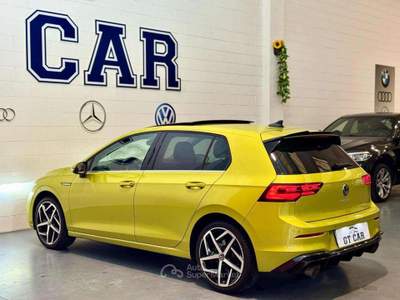 Volkswagen Golf 1.5 eTSI 150 CV EVO ACT DSG Style Giallo usata Inzago