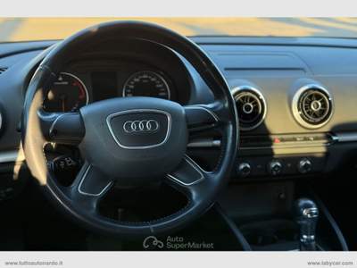 Audi A3 A3 SPB 1.6 TDI cl.d. S tr. Attraction Grigio usata Nardò