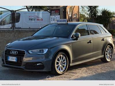 Audi A3 A3 SPB 1.6 TDI cl.d. S tr. Attraction Grigio usata Nardò
